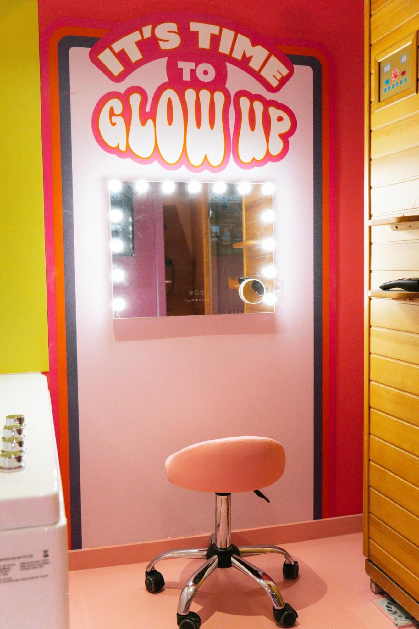 Capsule Girl Power Spa - Balneo - Sauna - Karaoke - Billard - 2 Chambres Charleroi Buitenkant foto